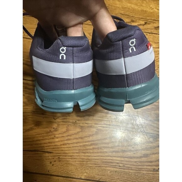 ON Cloud Women’s 8  Purple Violet Tide Helion Cloudtec Swiss Running Sneakers - Picture 4 of 6